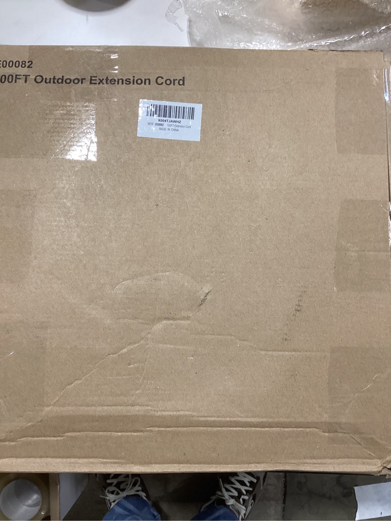 Outdoor extension cord