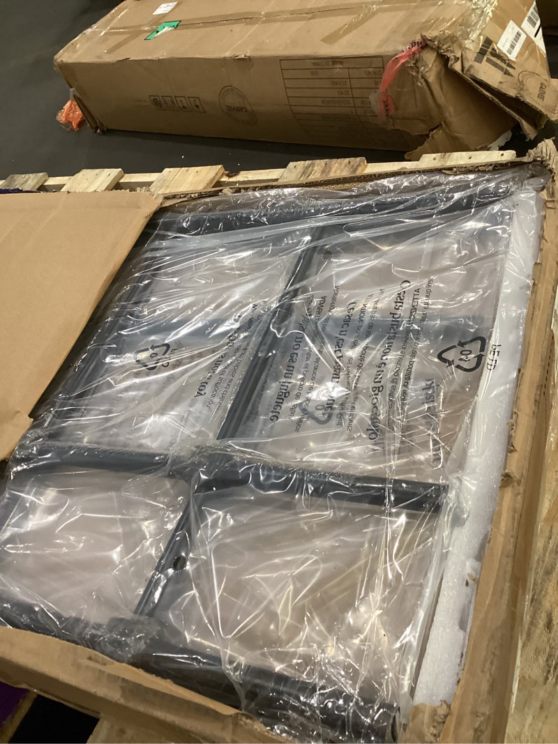 Queen bed frame 1870000707D1