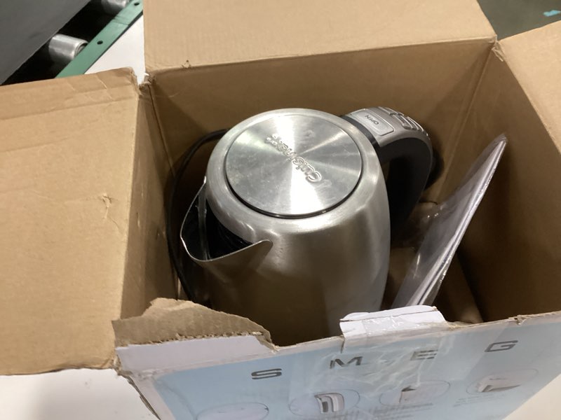 Condition photo showing Good Condition for SMEG KLF03 7 Cup Electric Water Kettle, Retro-Style, Soft-Opening Lid, Auto Shut-Off, 360° Swivel Base – Grey 1.7 Liters Grey