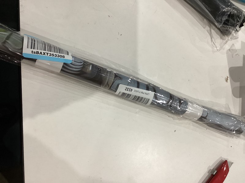 Condition photo showing New/Like New for Kitchen Dishwasher Magnet Decoration Cover, White Daisy Dishwasher Refrigerator Cover Magnetic Stickers Art Decal Decorative for Home Appliance Door Cover 23 x 26 Inch 23inch W x 26inch H Ncstic59-6