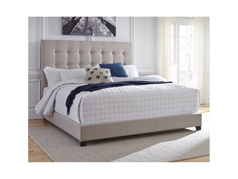 Dolante Queen Upholstered Bed with Square Button Tufting