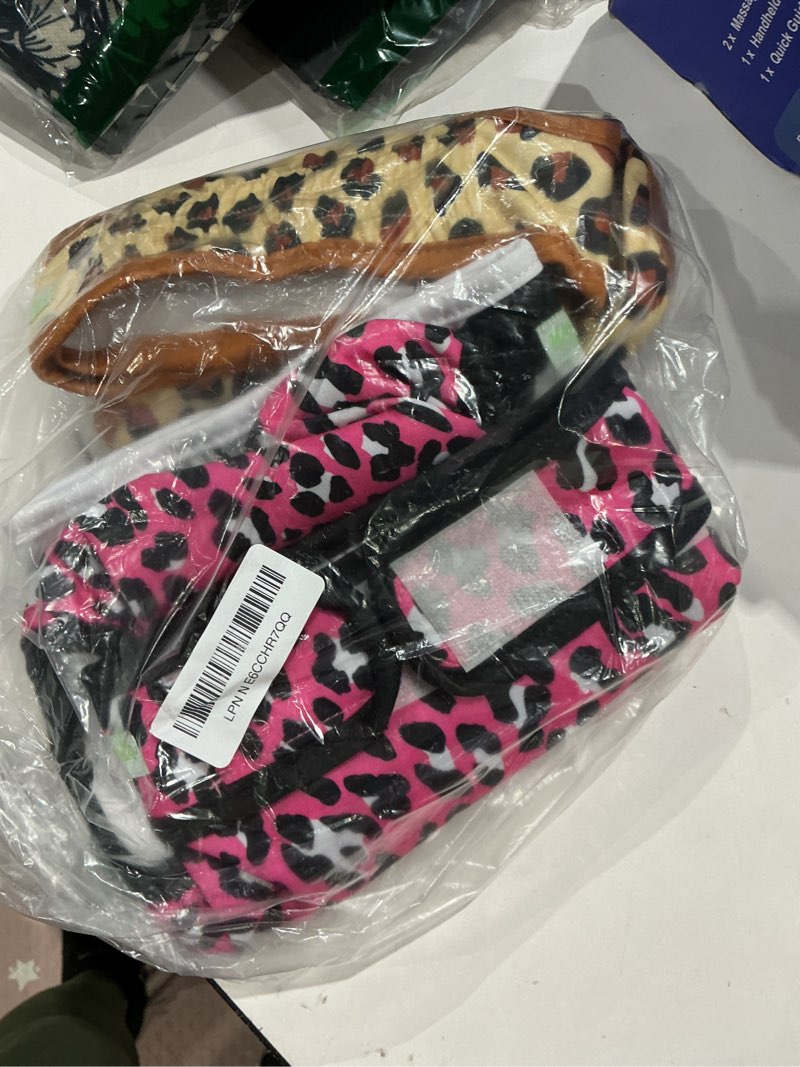 Condition photo showing Good Condition for wegreeco washable female dog diapers (pack of 3) large cheetah print