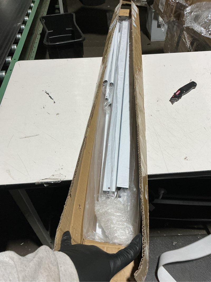 Condition photo showing Good Condition for Hand Rails for Outdoor Steps,4 Step Stair Handrail & Indoor Stair Railing Kit?Metty Metal Railings for Outdoor Steps and Hand Rails for Seniors for Porch Railing White with Balusters 4 Step