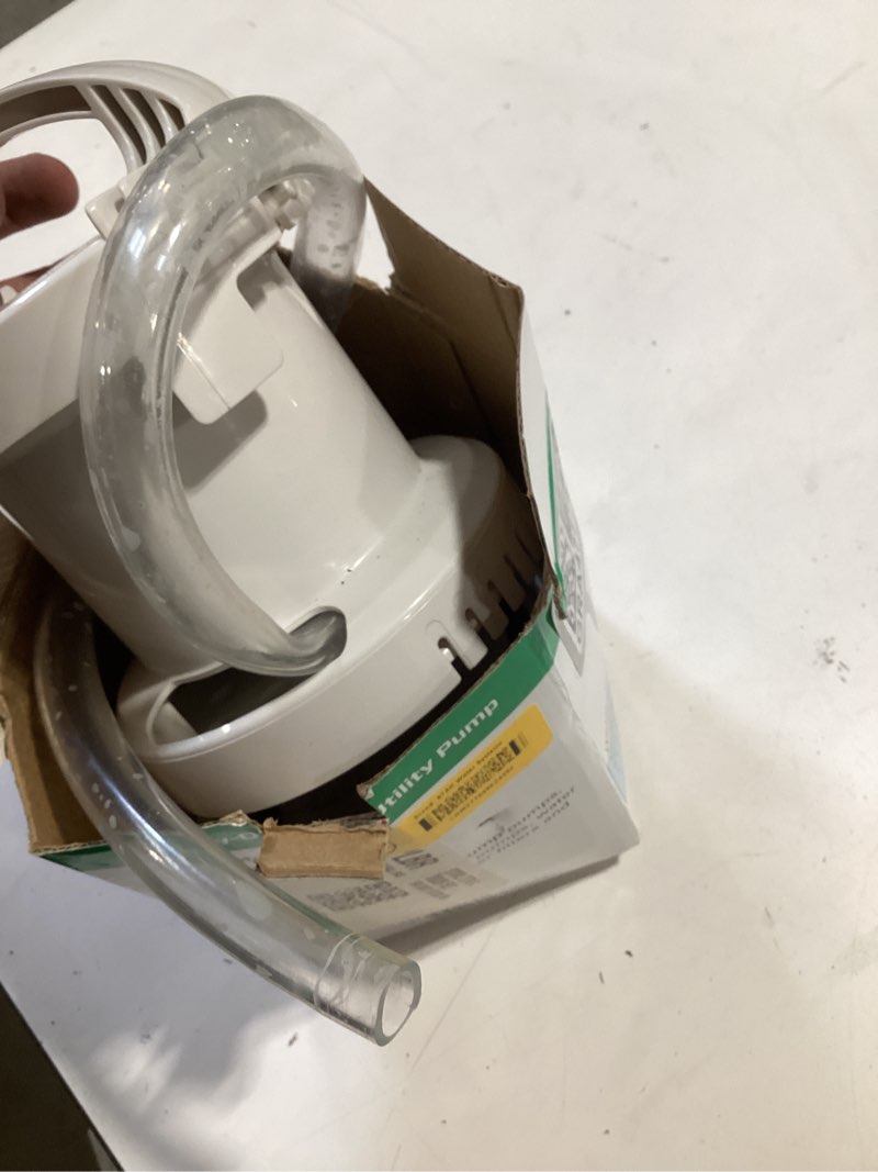 Condition photo showing Good Condition for star water systems 3-gpm thermoplastic transfer pump