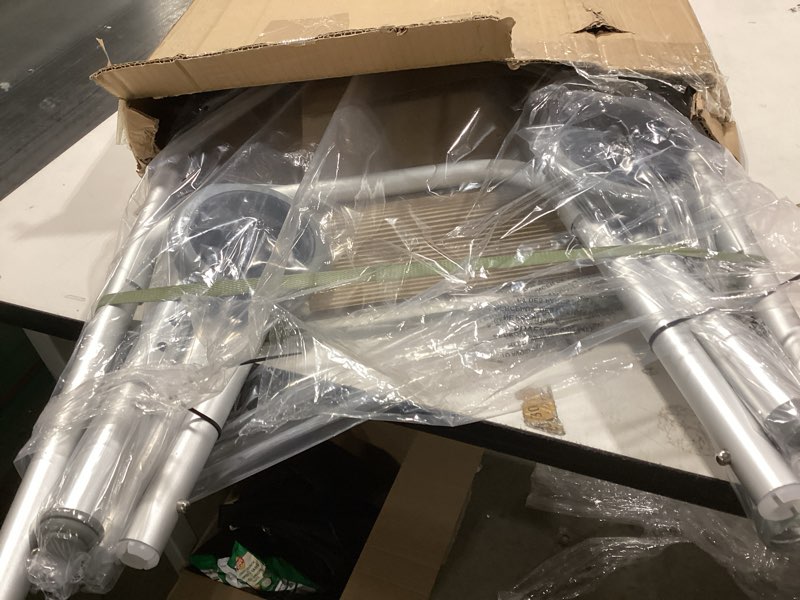 Condition photo showing Good Condition for Walker Adlt 2but w/5 whl.1/ea