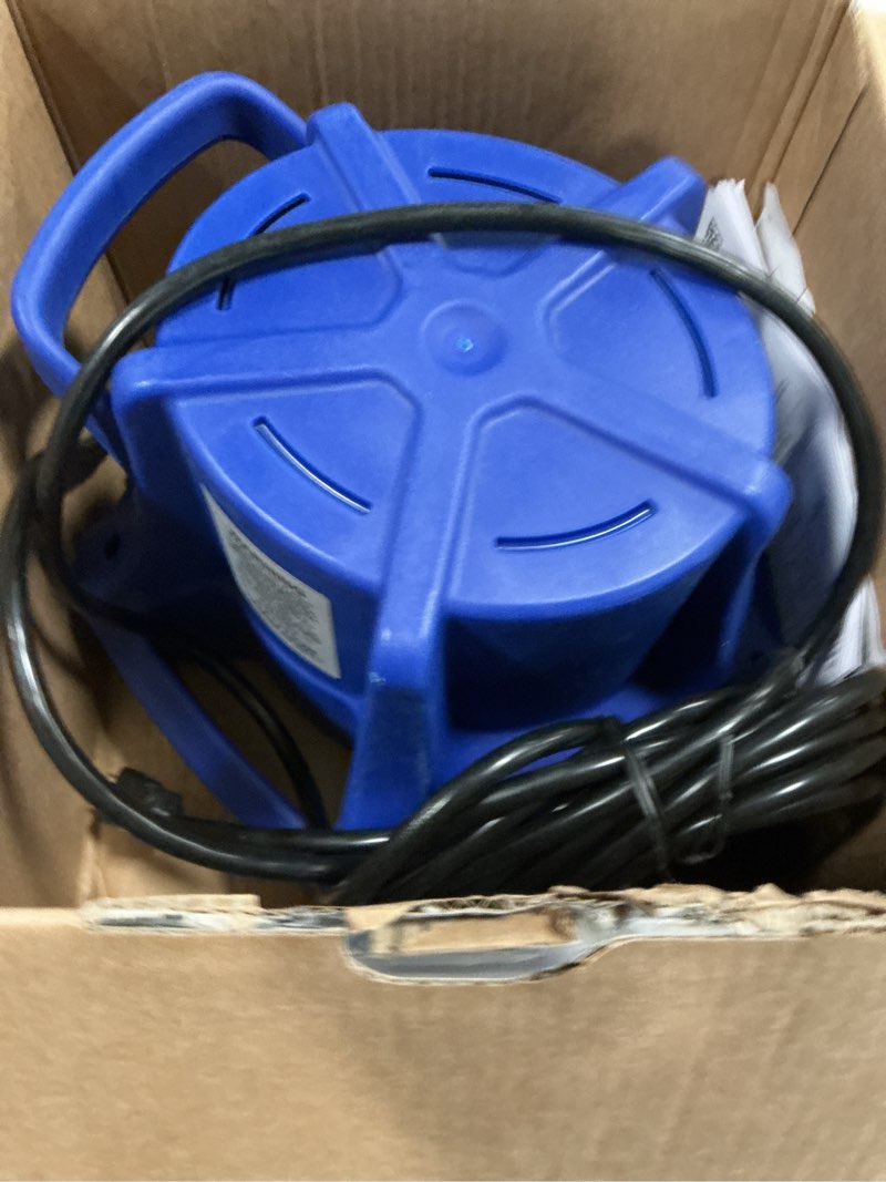 Condition photo showing Good Condition for Little Giant Select Series LG-APCP1700 1/3 HP, 1745 GPH, Automatic, Submersible, Swimming Pool Cover Pump with 25-Ft. Cord, Dark Blue, 14942691