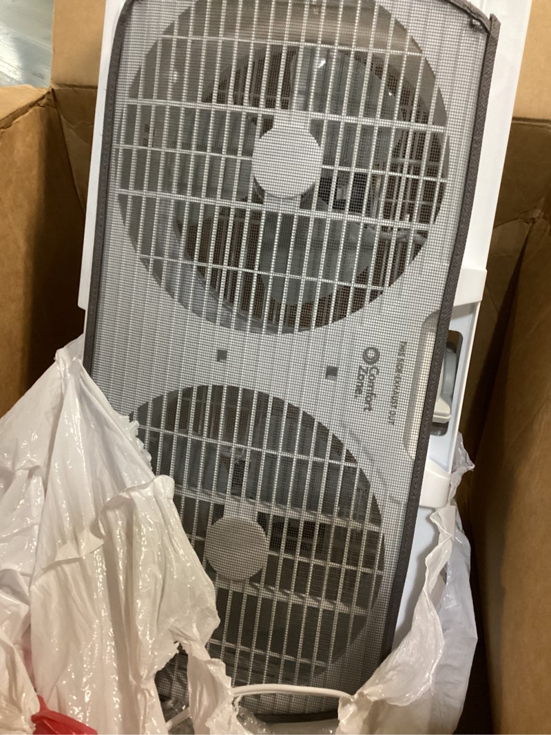 Condition photo showing Good Condition for comfort zone twin window fan with reversible airflow control, 9 inch, auto-locking expanders, 2 speed fan, dual fan, exhaust, airflow 9.84 ft/sec, ideal for home, kitchen, bedroom & office, cz319wt white 9"
