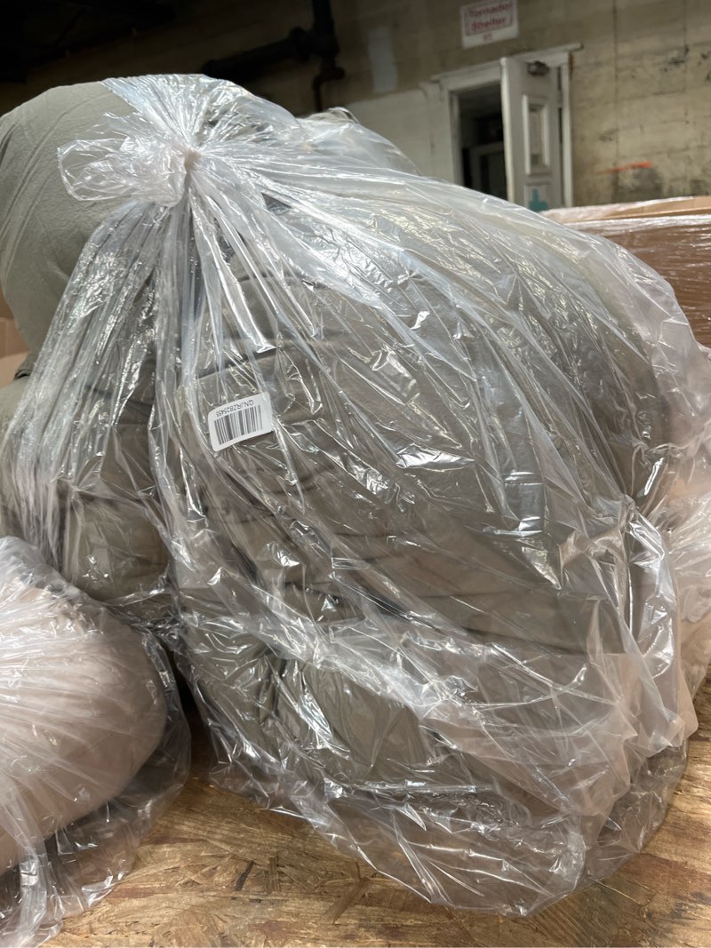 Condition photo showing Good Condition for cotton pintuck comforter, king/cal king, dusty olive