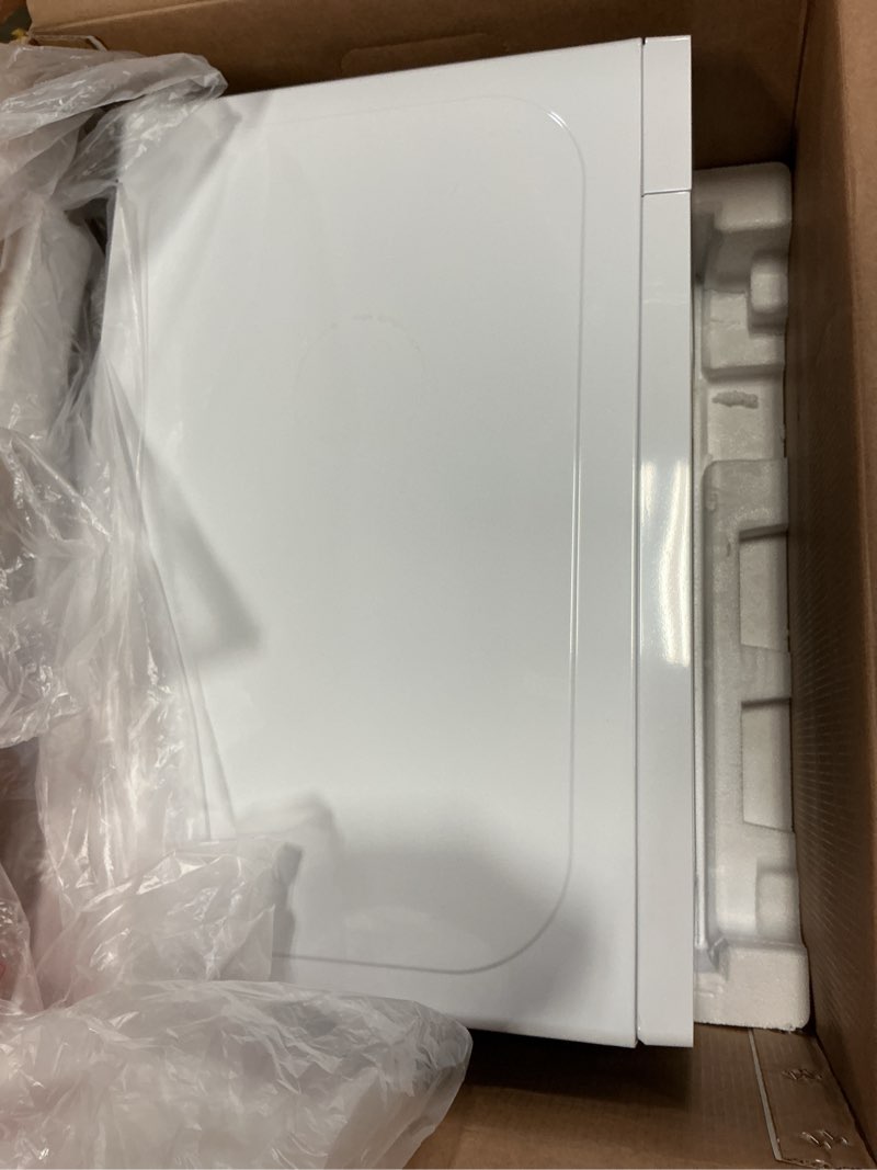 Condition photo showing Good Condition for commercial chef 0.7-cu ft small 700-watt countertop microwave
