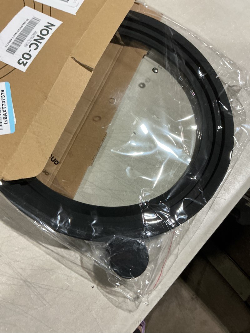 Condition photo showing Good Condition for 13-14-15 in universal pan lid, extra large silicone pot lid for pots, pans & skillets, replacement frying pan lid with heat resistant silicone knob, dishwasher safe, black 13''-14''-15'' black