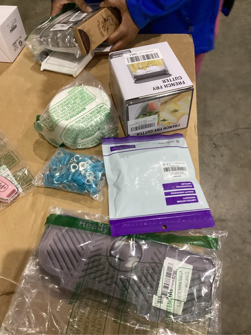 Condition photo showing As Is for Mystery bundle