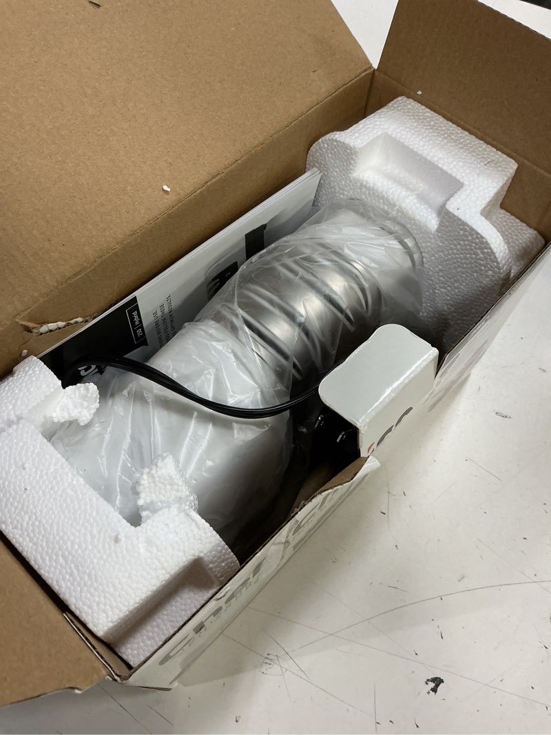 Condition photo showing Good Condition for chef'schoice hybrid knife sharpeners for 20-degree straight and serrated knives combines electric and manual sharpening with 100-percent diamond abrasives and precision angle guides, 3-stage, white