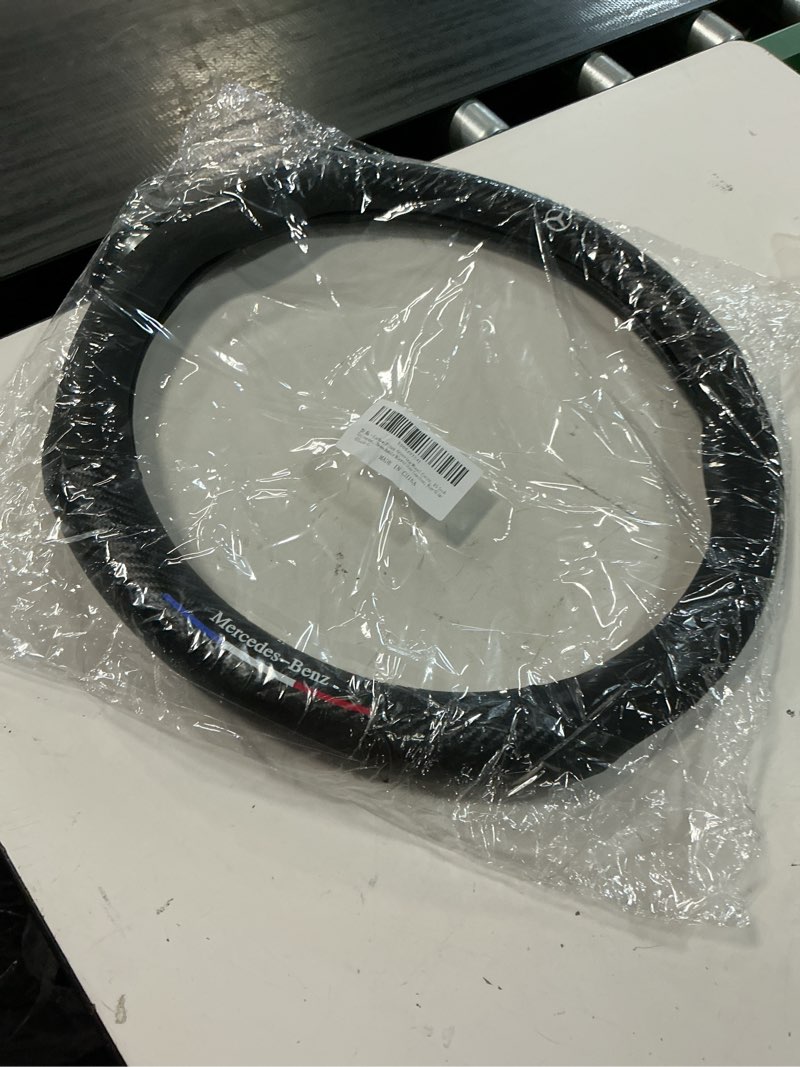Condition photo showing New/Like New for for mercedes benz steering wheel cover carbon fiber, compatible with mercedes benz accessories, 15 inch universal, breathable microfiber leather, non-slip (black-1)