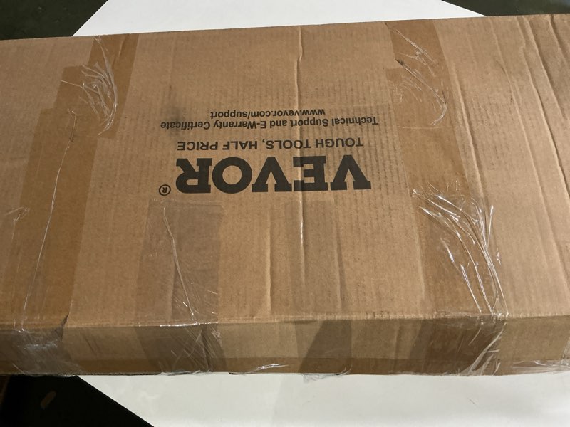 https://lotting-media.assets.bidfta.com/lotting_7a89ad27-9714-4543-b0d8-54e8f6185c6b