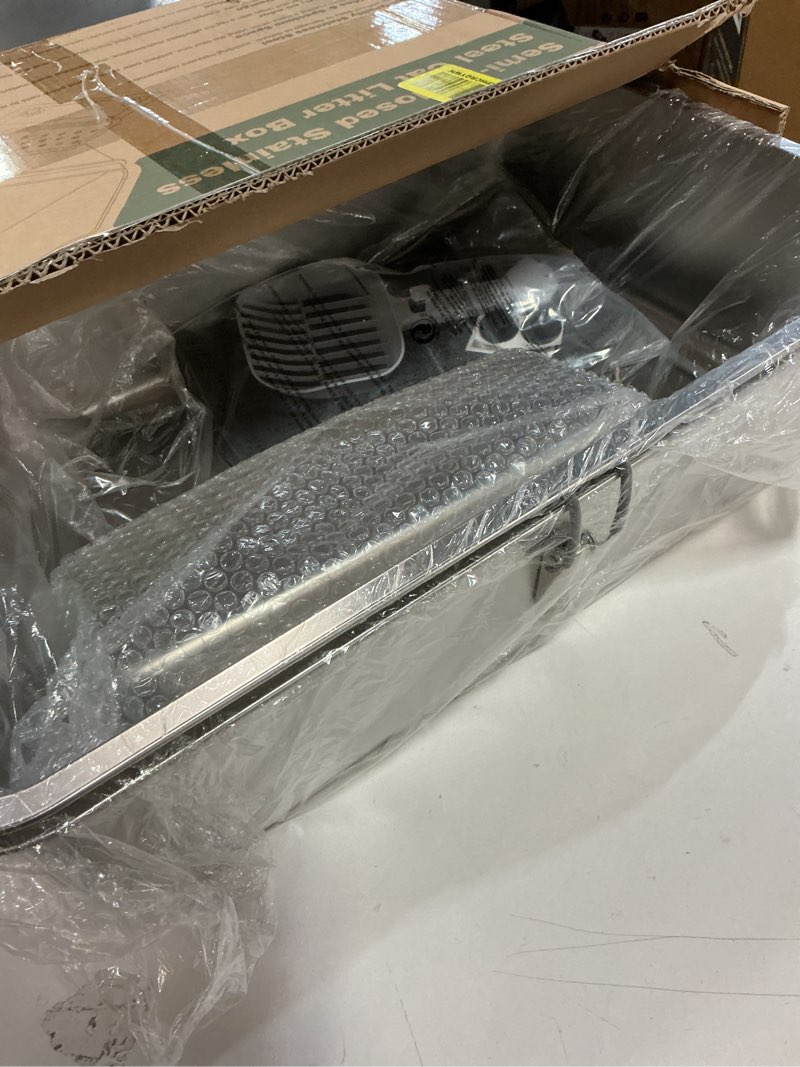 Condition photo showing Good Condition for KPWACD Enclosed Stainless Steel Cat Litter Box with Lid, XL Extra Large Non-Stick Metal Litter Pan for Big Cats, High-Sided Kitten Toilet Enclosure, Non-Stick, Anti-Leakage, Easy Cleaning 21"*13.1" *11.8"