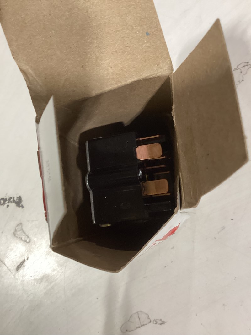 Condition photo showing Good Condition for standard motor products ds357t headlight switch