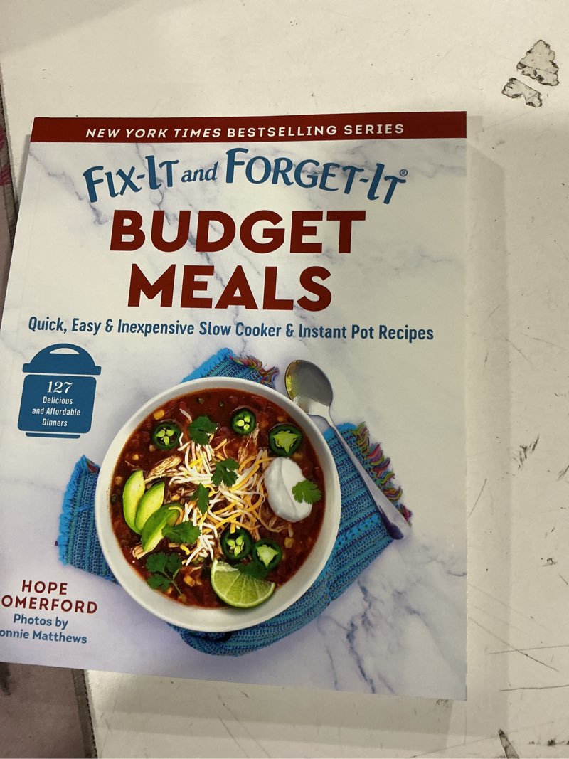 Condition photo showing Good Condition for fix-it and forget-it budget meals - (fix-it and enjoy-it!) by  hope comerford (paperback)