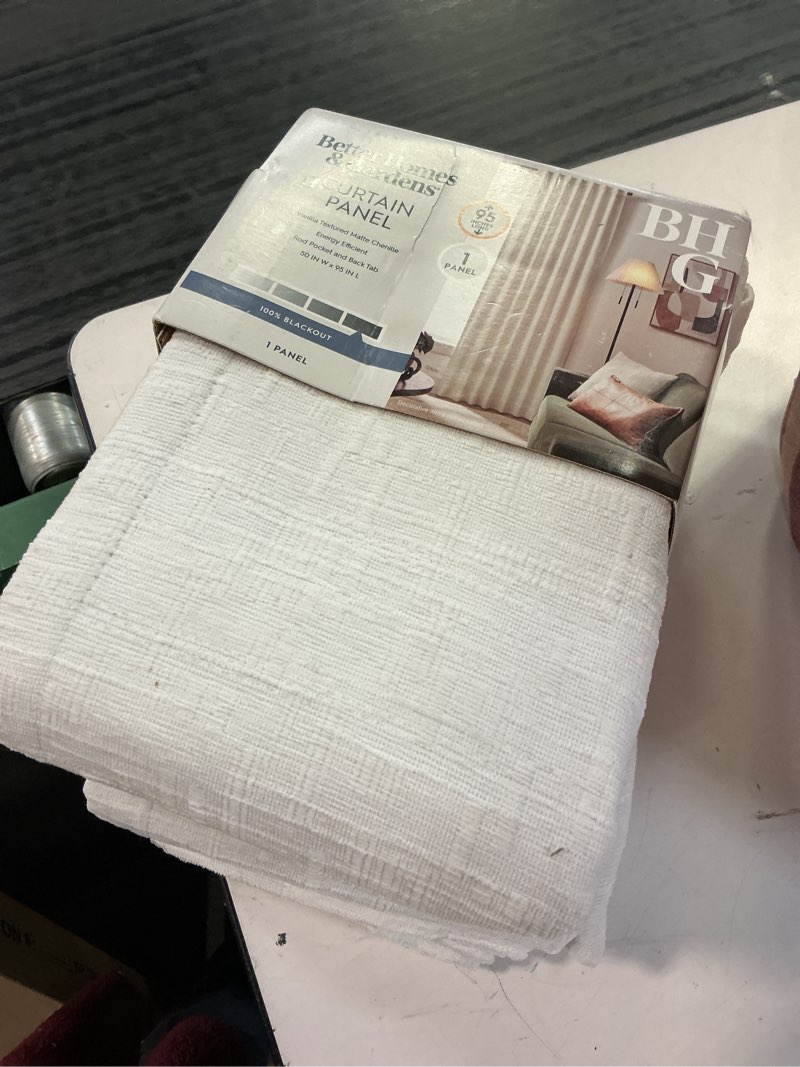 Condition photo showing New/Like New for better homes & gardens textured solid chenille blackout single curtain 1 panel  ivory  50 w x 95 l