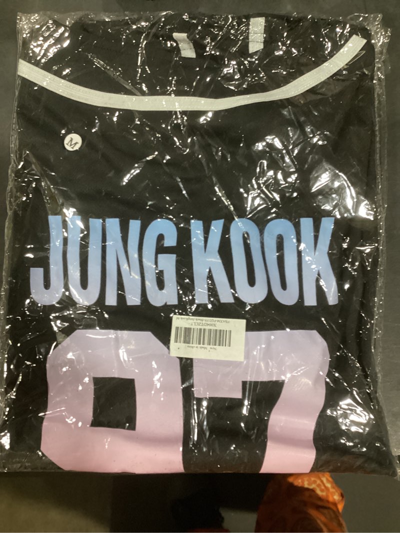 Condition photo showing New/Like New for babyhealthy Baseball Jersey Love Yourself Shirt Korea Pop Concert Style Tee Shirts World Tour Merch for Fans Small Black Team