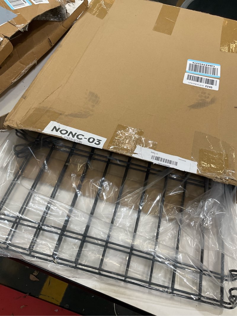 Condition photo showing Good Condition for dog crate divider panel,include 2 metal panels,4 connecting rods and 4 spacers,adjustable metal pet kennel divider,20.4''h ,adjustable width 13.7"-25.48",fit medium dog crate (crate not included) 15.74x20.47 in