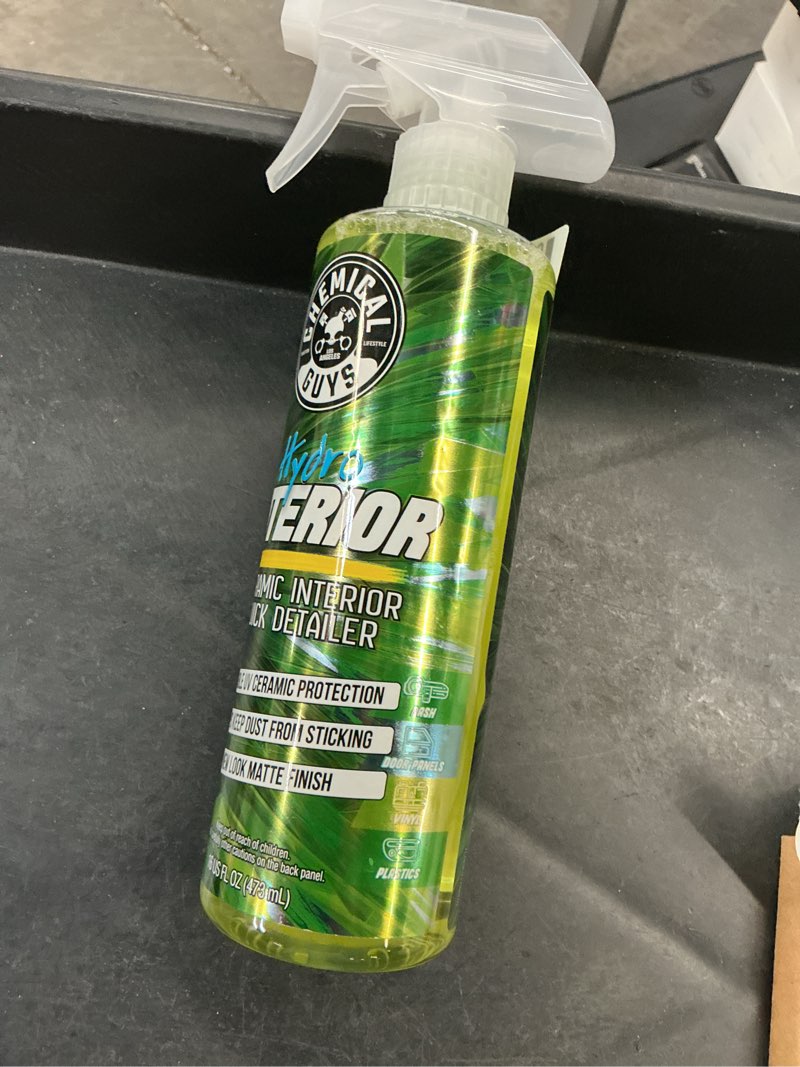 Condition photo showing New/Like New for chemical guys hydrointerior ceramic interior detail spray and coating