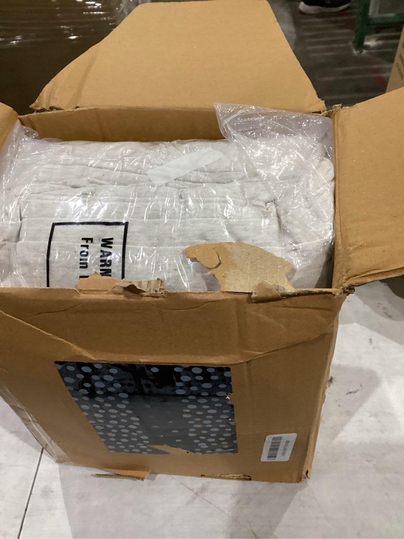 Condition photo showing New/Like New for Amazon Basics Cotton Jersey 4-Piece Soft, Breathable, Wrinkle-Free Bed Sheet Set, Queen, Oatmeal, Solid Queen Oatmeal