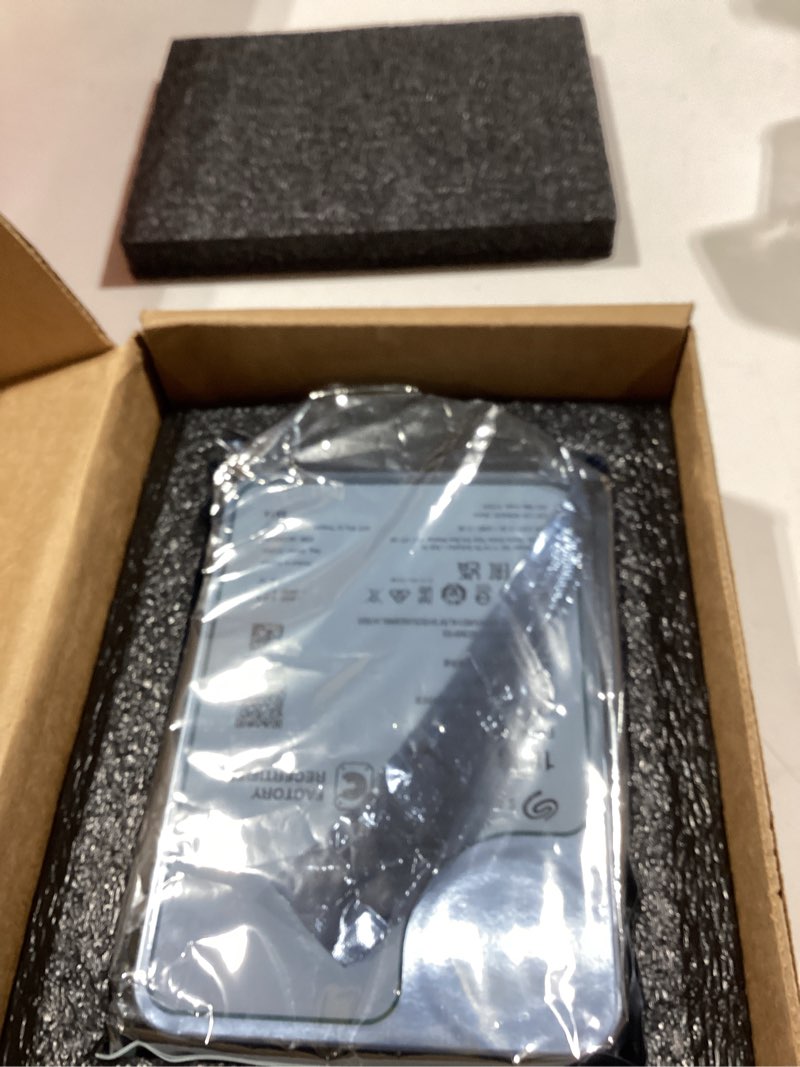 Condition photo showing Good Condition for seagate exos x20 18tb 7200 rpm 512e sata 6gb/s 3.5" enterprise hard drive - st18000nm003d (renewed)