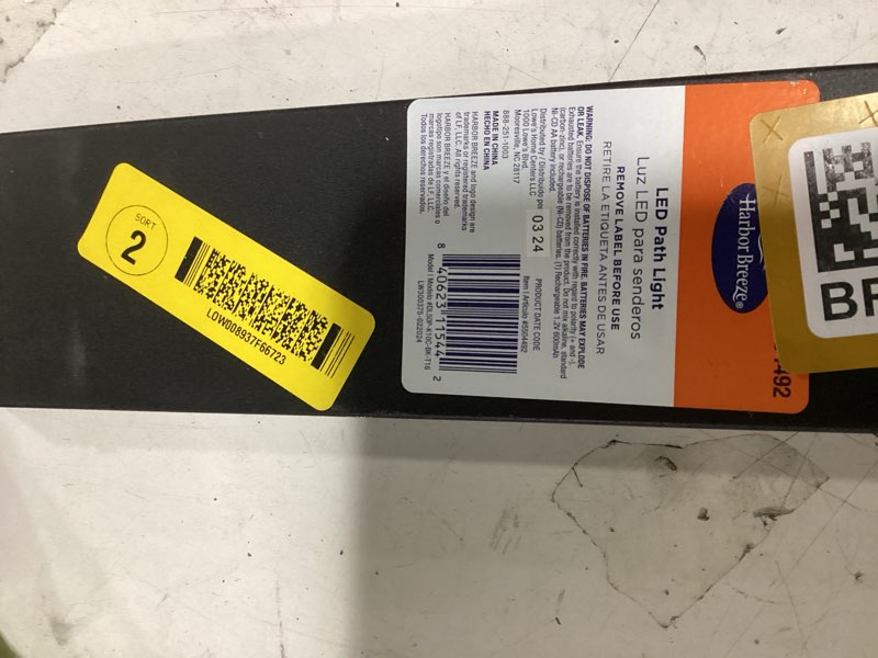 Condition photo showing Good Condition for harbor breeze square downlight 10-lumen black solar led outdoor path light (3500 k)