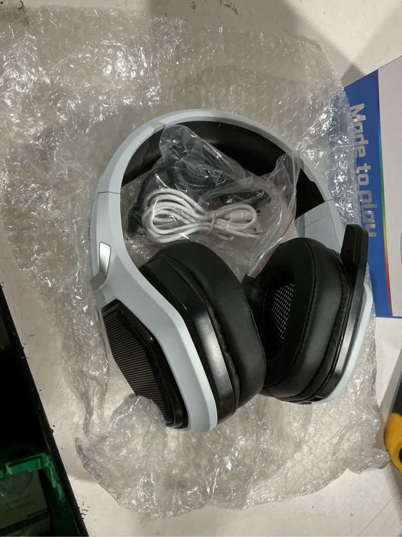 Condition photo showing Good Condition for ozeino 2.4ghz wireless gaming headset for pc, ps5, ps4 - lossless audio usb & type-c ultra stable gaming headphones with flip microphone, 40-hr battery gamer headset for switch, laptop, mobile, mac black and white