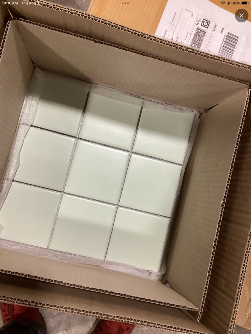 https://lotting-media.assets.bidfta.com/lotting_7ad08033-ed02-4059-ad97-528989d1ded9