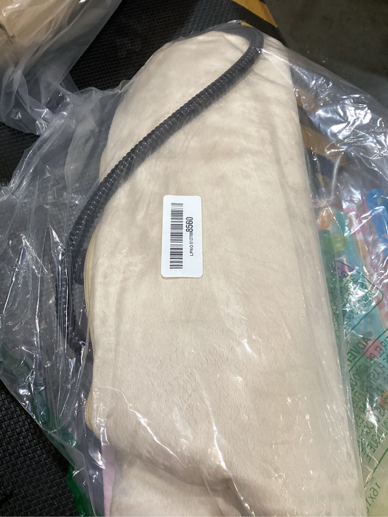 Condition photo showing Good Condition for nicrew cat heating pad, temperature adjustable heated cat bed with auto shut off timer, indoor pet heated bed mat for small dogs, 17.7 x 15.7 inches, 55w 17.7"l x 15.7"w x 0.4"th khaki