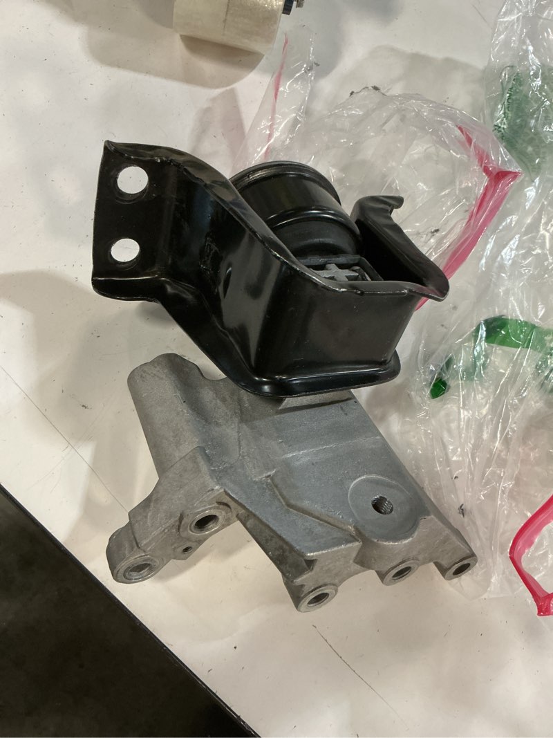 Condition photo showing As Is for 4pc engine motor & transmission mount kit - compatible with nissan sentra 2013-2019 1.8l, replaces a7382 a7376 a4360 a4374 113601ka0a 112101kc0b 112201kg0a