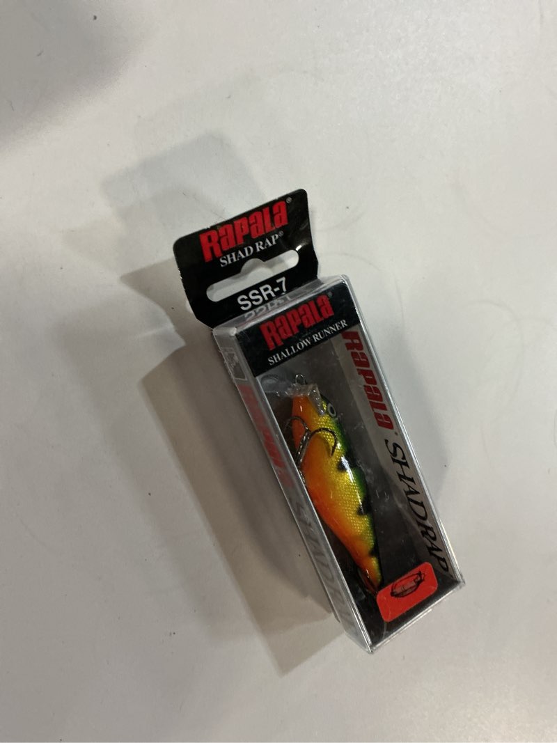 Condition photo showing New/Like New for rapala shallow shad rap 07 fishing lure 2.75  1/4oz perch