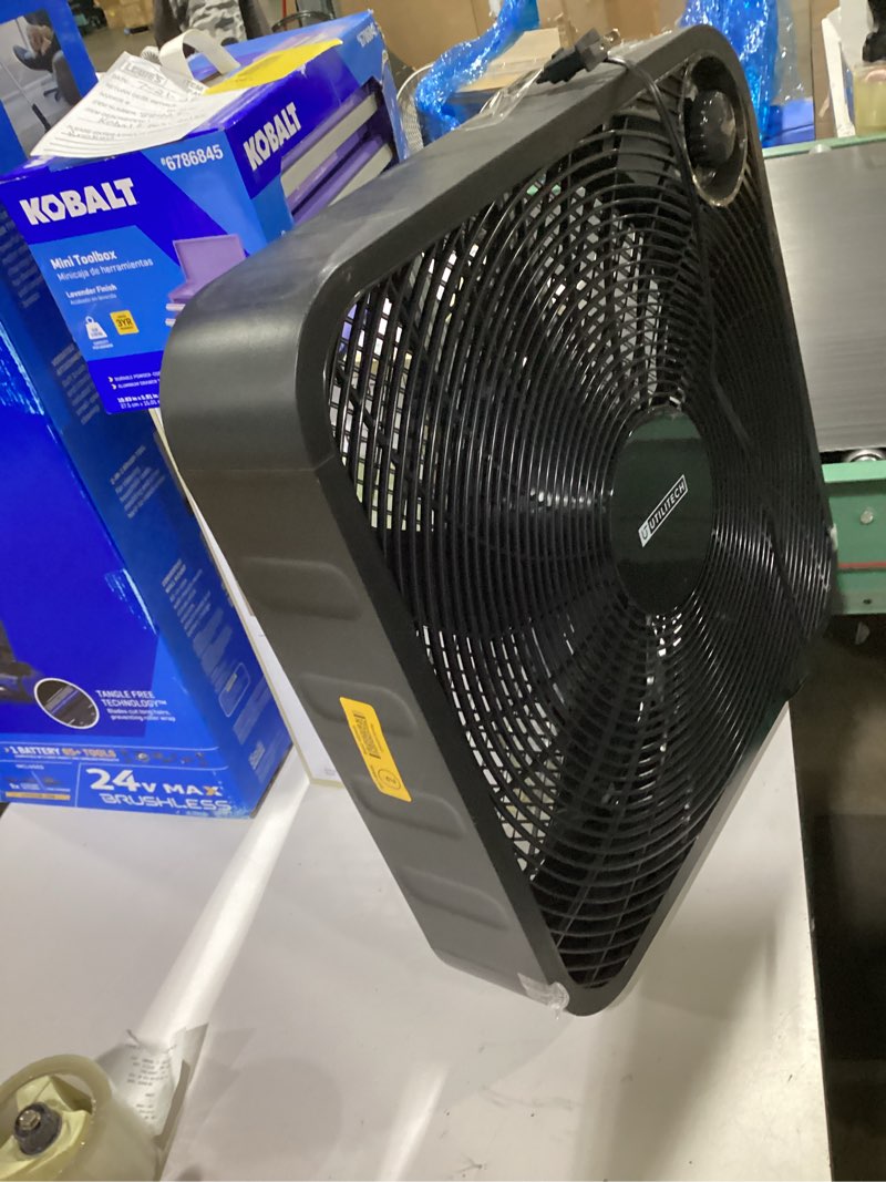 Condition photo showing Good Condition for utilitech 20-in high velocity indoor box fan, in black