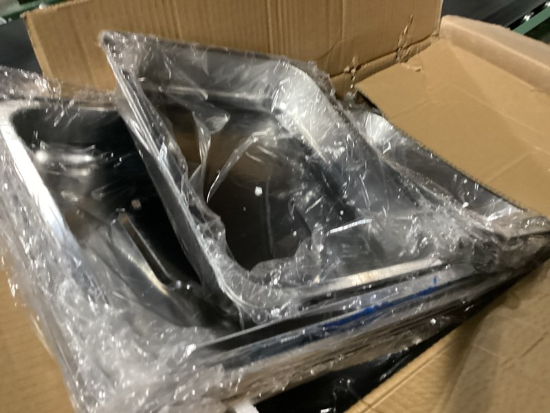 Condition photo showing New/Like New for 4 pack 8qt chafers and buffet warmers sets chafing dish buffet set stainless steel food warmer chafer complete set with water pan, chafing fuel holder for party catering