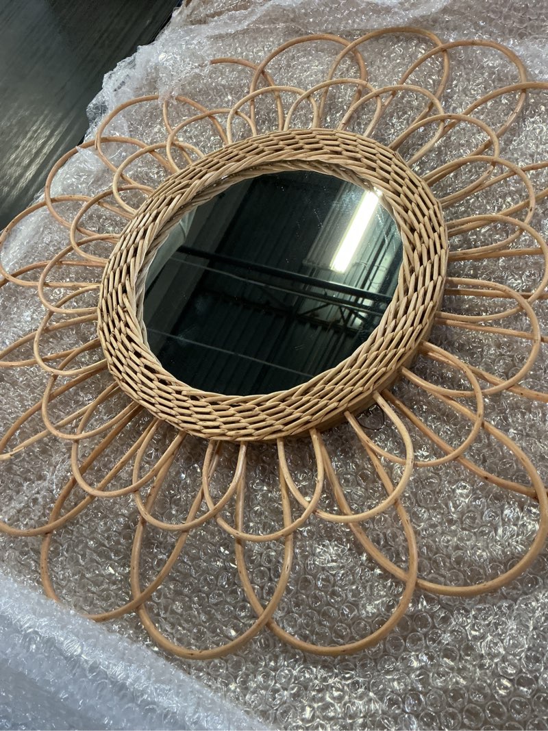 Condition photo showing Good Condition for zwxc hanging mirror - rattan sunflower circular wall mirror, decor bathroom boho nordic wicker dressing makeup mirrors for inodoor home office living room hallway (15.75inch)