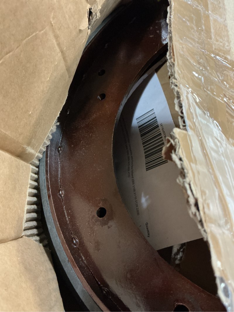 Condition photo showing Good Condition for 4pcs brake shoes w/lining f2nn2218aa d9nn2218aa compatible with ford new holland 2000 2100 2110 2120 2300 2310 2600 2610 3000 3100 3120 3150 3190 3300 3310 3330 3400 3500 3600 3610 4000 4110