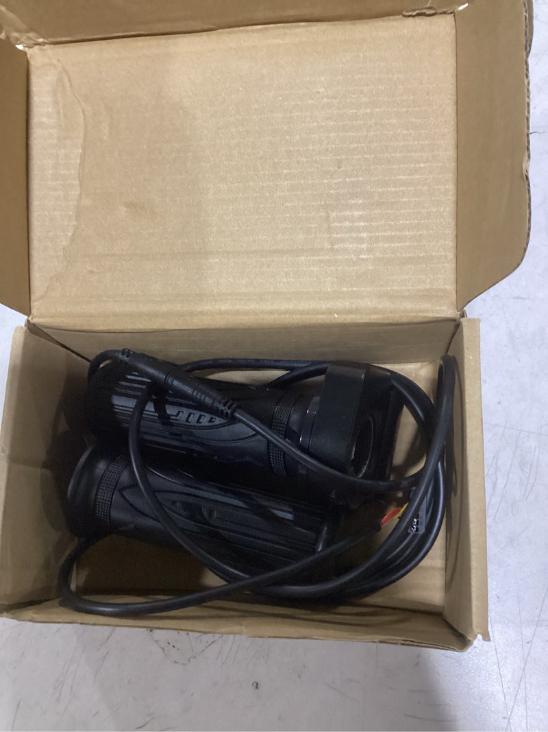 Condition photo showing Good Condition for 48v electric bike throttle grip with lcd voltage display & cruise control, replacement for jetson haze folding ebike, dyu y16 electric bicycle, 6-pin plug and play accelerator