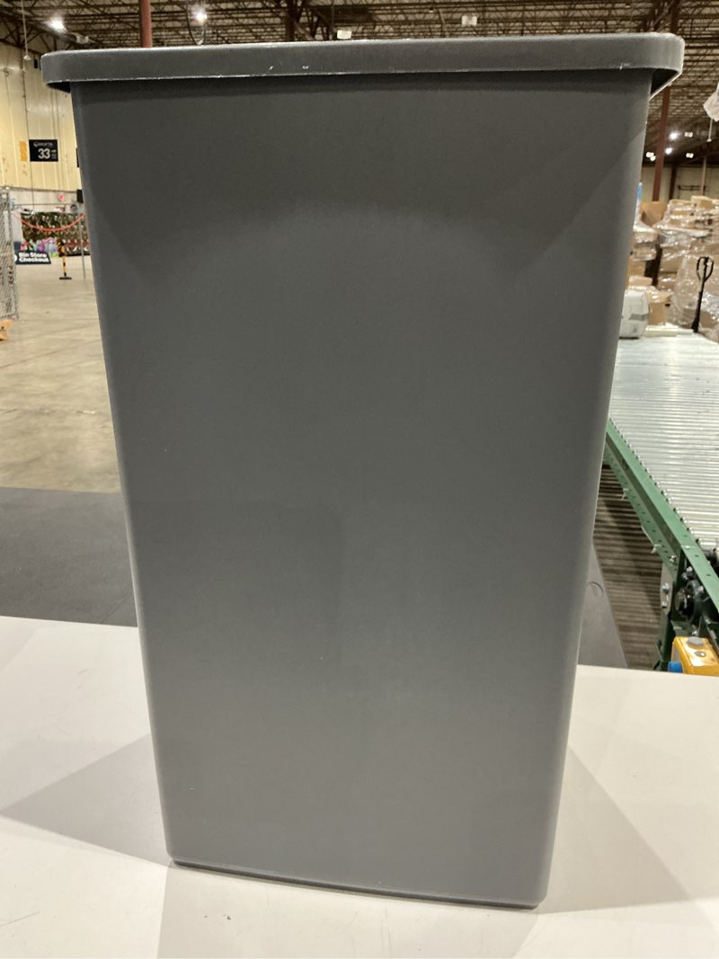 Condition photo showing Good Condition for 50 gal. untouchable square waste container 2