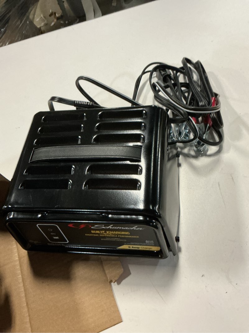 Condition photo showing Good Condition for schumacher electric 8-amp 6/12-volt car battery charger