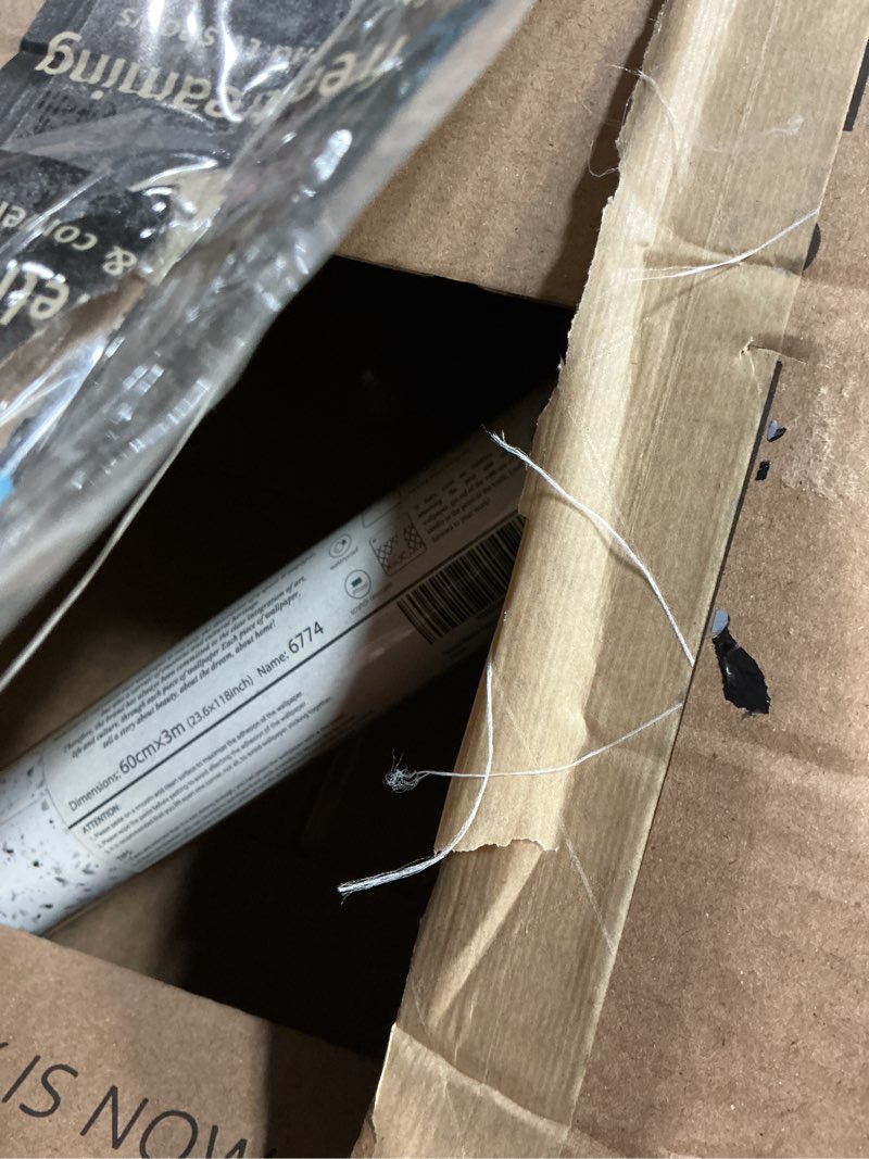 Condition photo showing Good Condition for melunmer white glossy marble contact paper for countertops 23.6”×118” self adhesive removable wallpaper granite peel and stick wallpaper for bathroom/kitchen/cabinets waterproof easy to clean white 23.6" x 118"