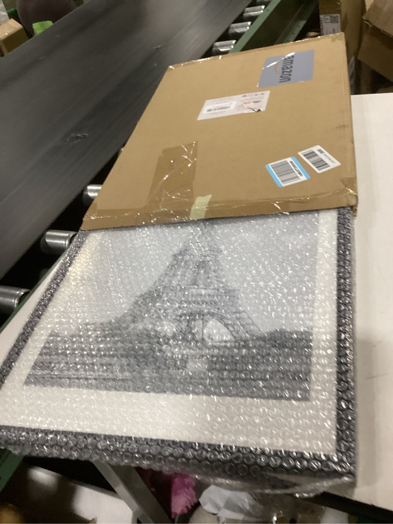Condition photo showing New/Like New for upsimples 16x24 picture frame, display pictures 14x20 with mat or 16 x 24 without, wall hanging poster frames, black, 1 pack