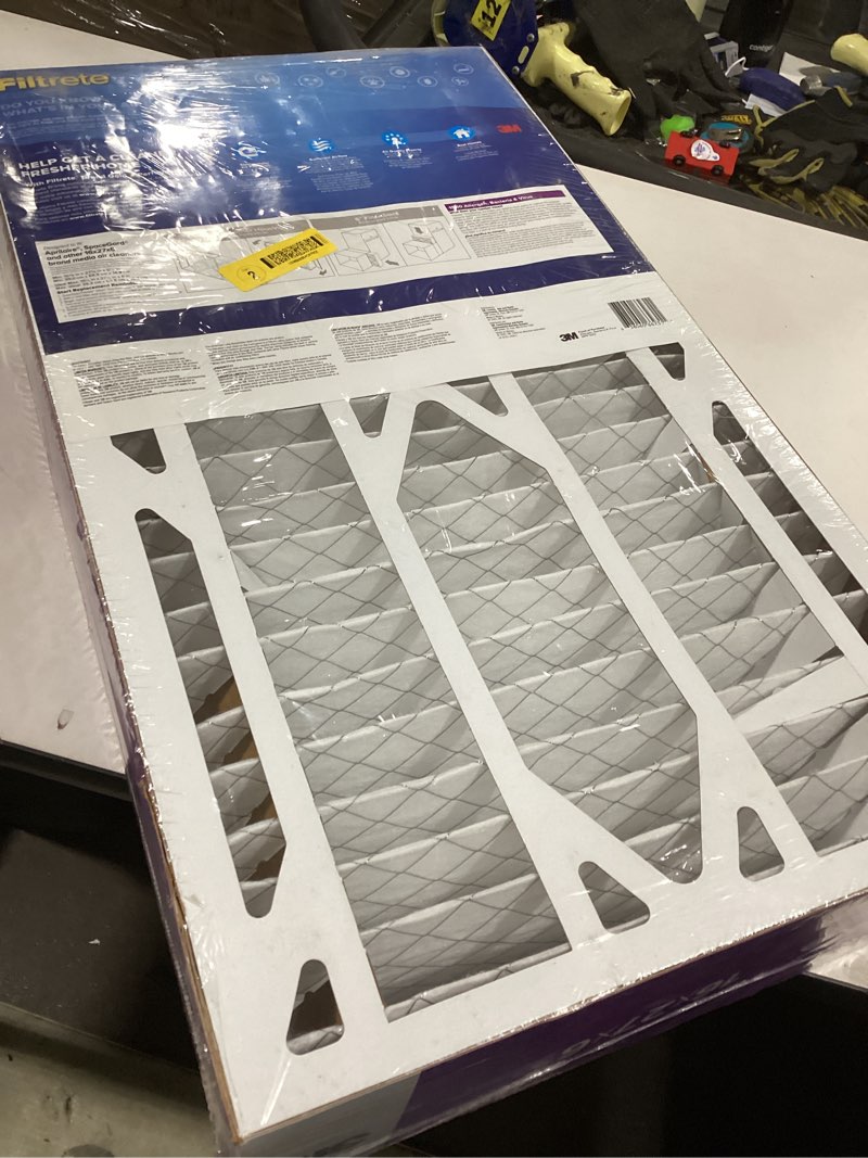 Condition photo showing Good Condition for Filtrete 1550 Allergen, bacteria and virus 16x27x6 Actual size 15 3/8x 27 3/8x 5 7/8