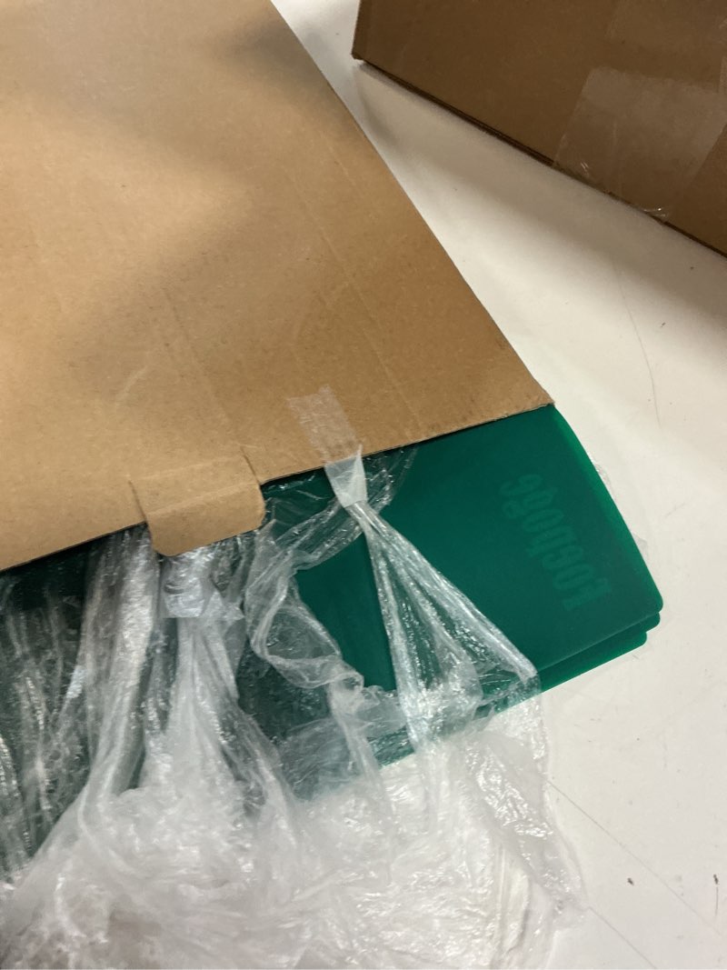 Condition photo showing Good Condition for 31.5" x 23.6" extra large silicone mat for resin casting, crafts and epoxy, nonstick silicone sheet for jewelry casting molds, countertop protector mat heat resistant placemats by foepoge, dark green drak green 31.5" x 23.6"