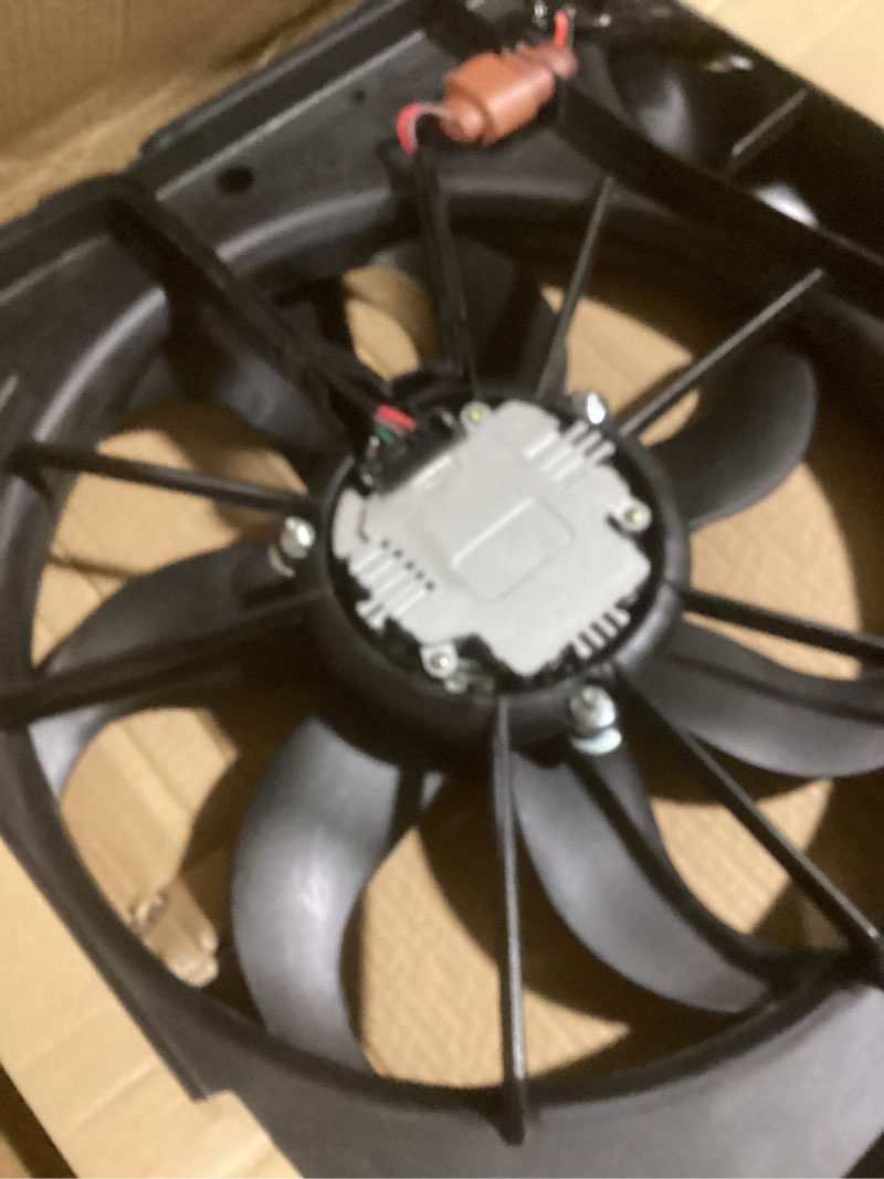 Condition photo showing Good Condition for gearlast radiator fan engine, replacement dual radiator & condenser cooling fan assembly fit for volkswagen jetta 2.0l vw tiguan for audi a3 tt 1k0121205ad9b9