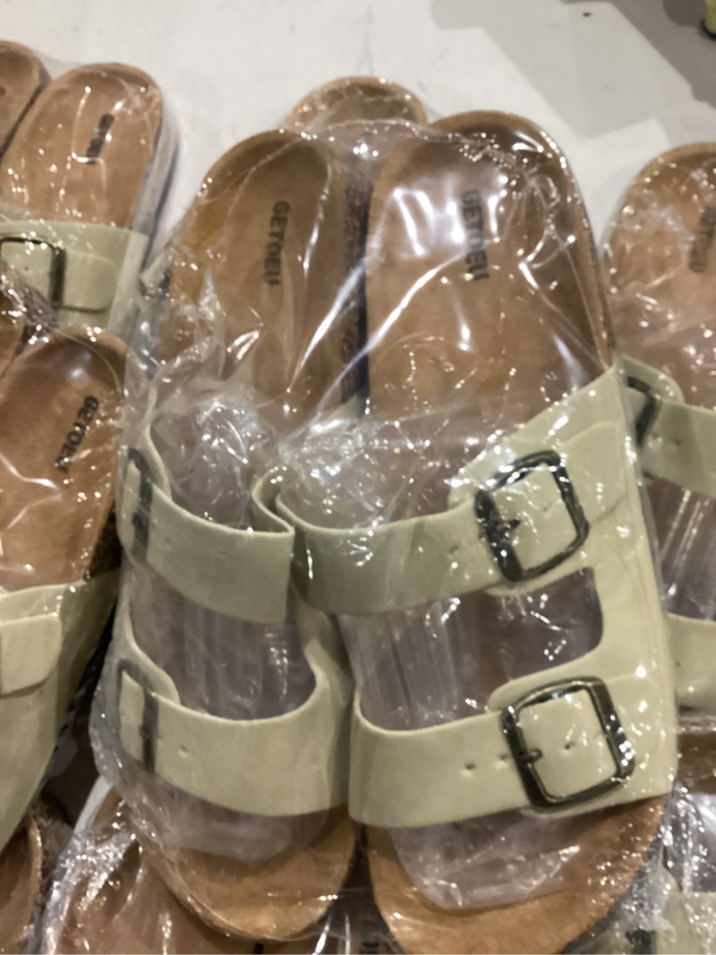 Condition photo showing New/Like New for Women Cork Sandals Adjustable Buckle Strap Cork Footbed Sandal Arch Support Casual Slip?On Outdoor Slide Sandals 8.5-9 Beige