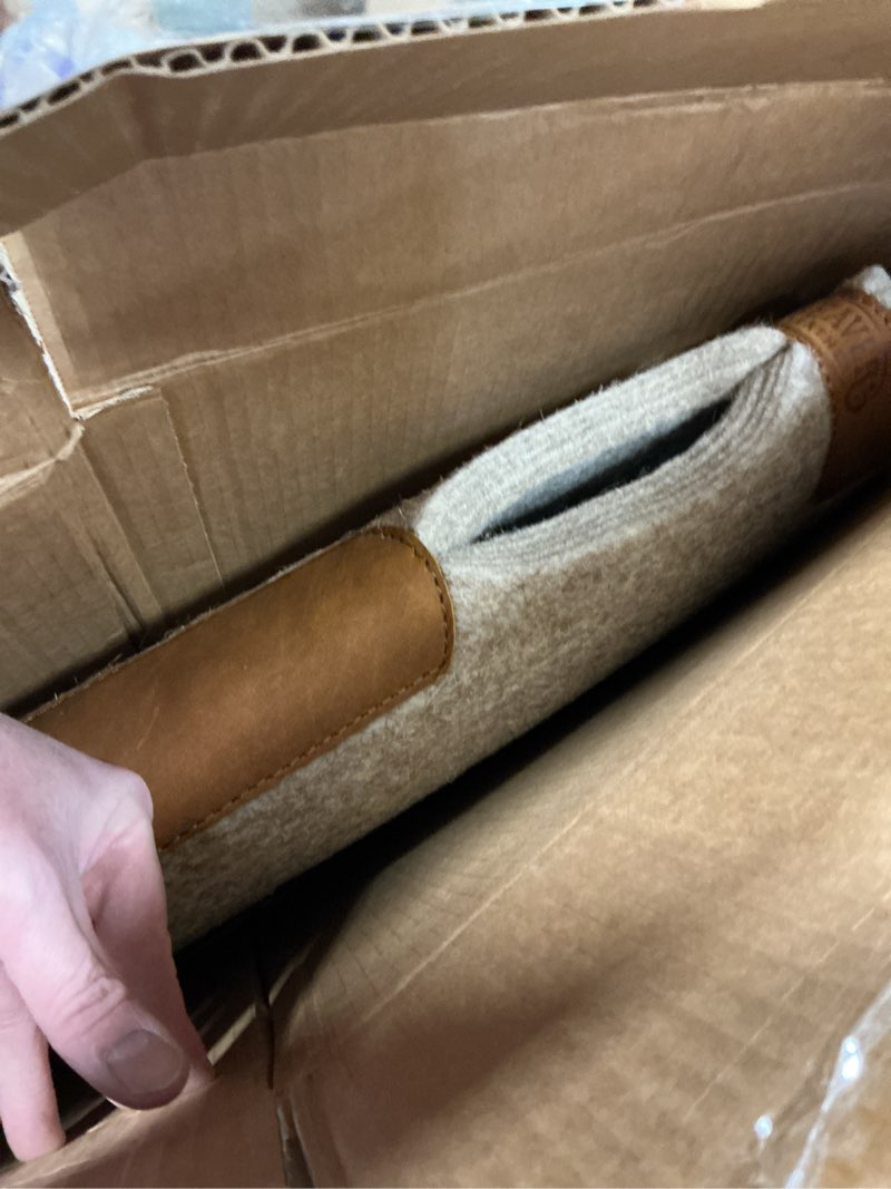 Condition photo showing Good Condition for Weaver Equine 30" x 30" Contoured Wool Blend Felt Horse Saddle Pad, Shock Absorbing Western Saddle Pad for Protection, Durable Equine Supplies, Tan 1 Count (Pack of 1)