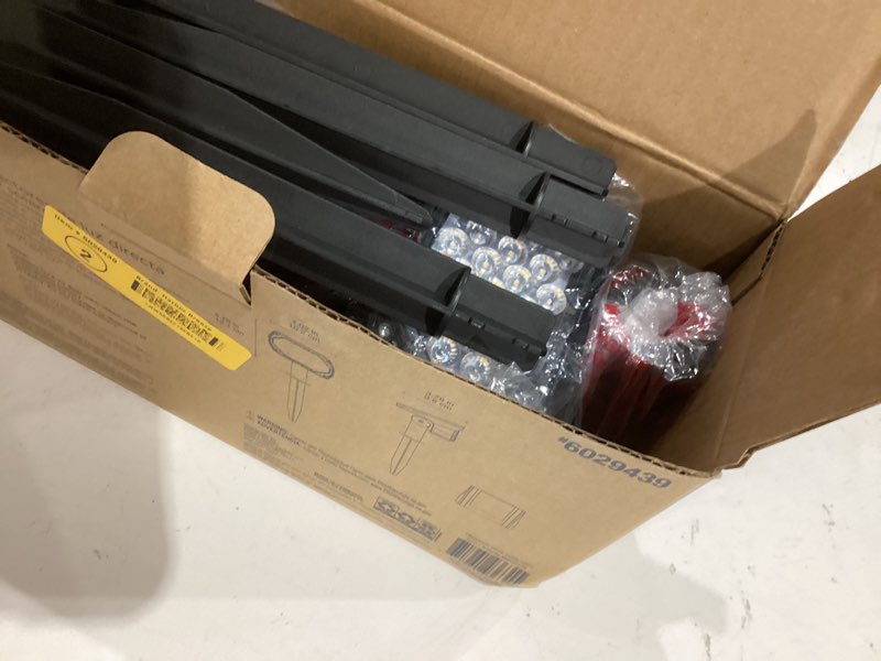 Condition photo showing Good Condition for  harbor breeze 30 -lumens black warm white solar led spot light kit