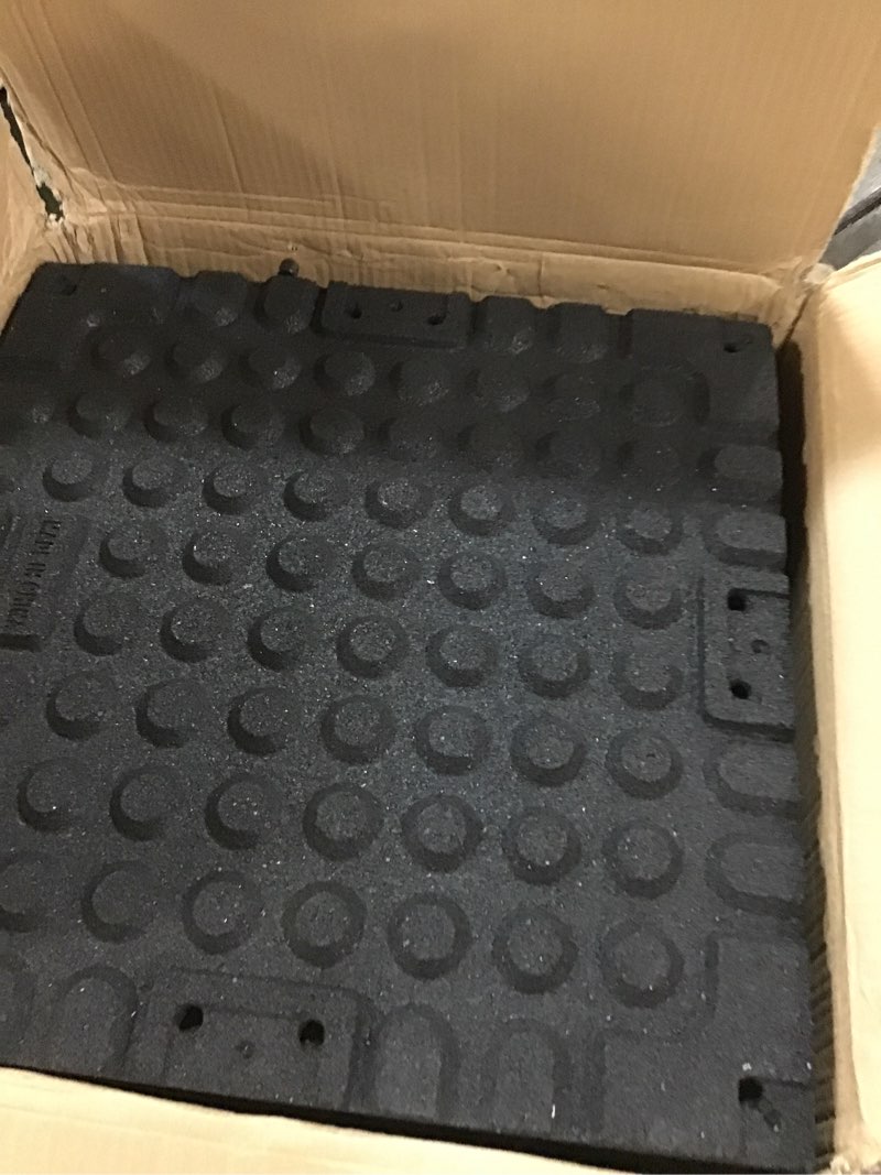 https://lotting-media.assets.bidfta.com/lotting_7b5be050-aea2-4fae-8674-ccdef6fcbd28