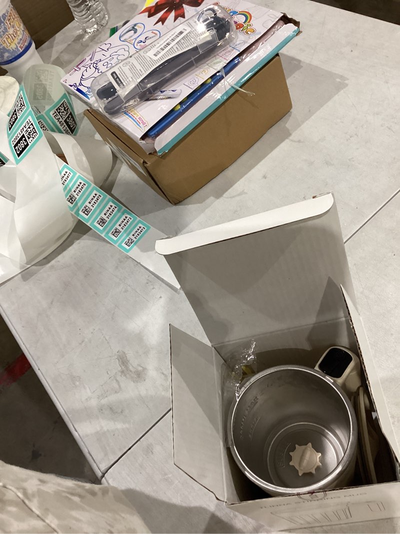 Condition photo showing New/Like New for Self Stirring Mug,Self Stirring Coffee Mug,Suitable for Coffee, Milk, Cocoa and Other Beverages (Cream-temperature, 12 Ounces) Cream-temperature 12 Ounces